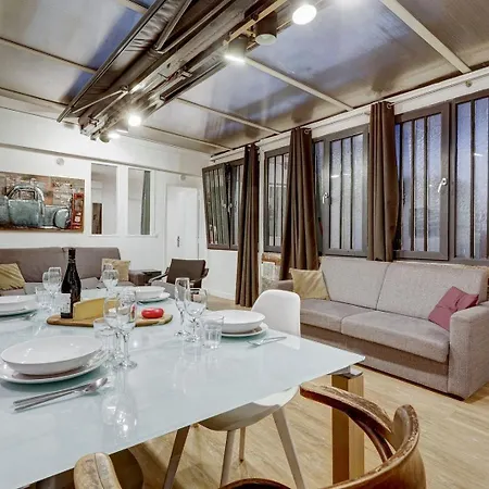 Bluestay 157 - Superb * Paris